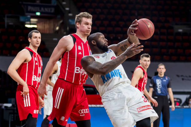 能掉以轻心 能掉以轻心