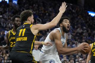 向全球观众 向全球观众