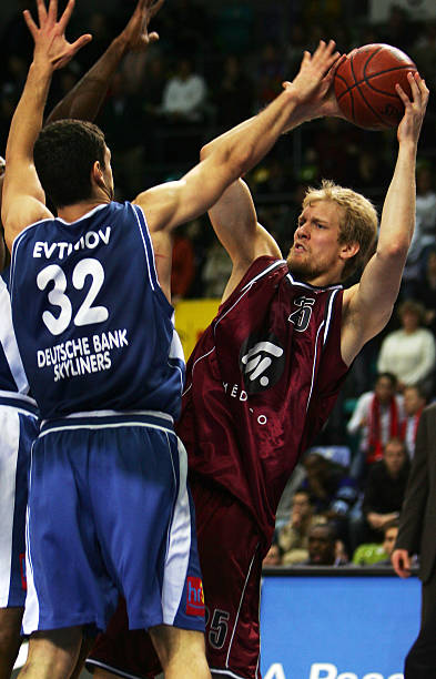 穆德里克 穆德里克