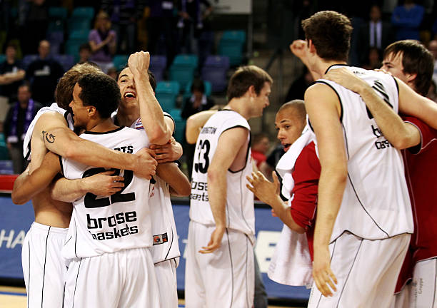 西亚感兴趣 西亚感兴趣