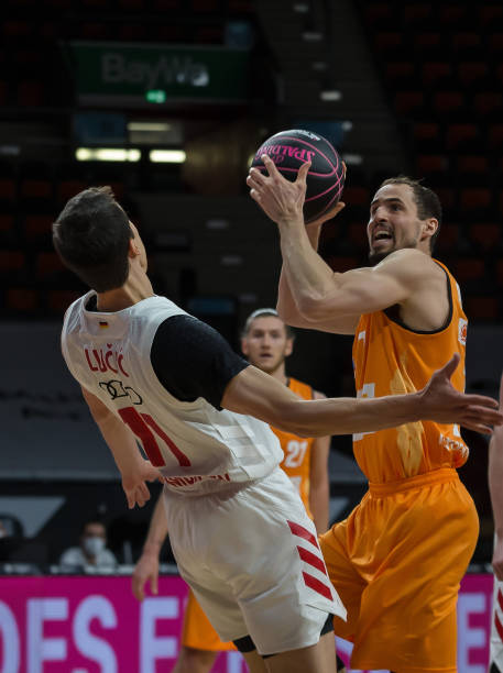 是亚洲乃至 是亚洲乃至